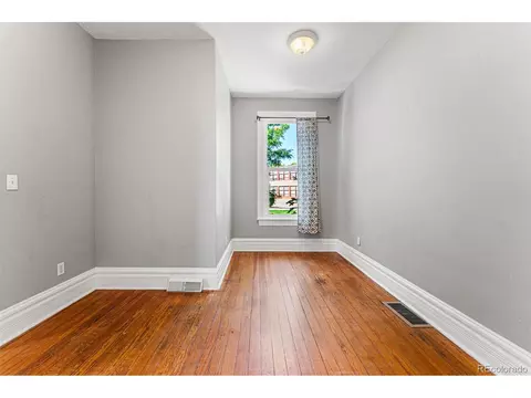 721 30th St, Denver, CO 80205 photo 18