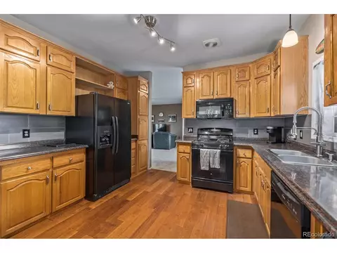 18520 E 16th Ave, Aurora, CO 80011 photo 7