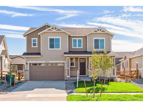 24514 E 37th Ave, Aurora, CO 80019