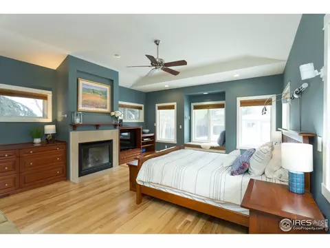 910 Crescent Dr, Boulder, CO 80303 photo 11