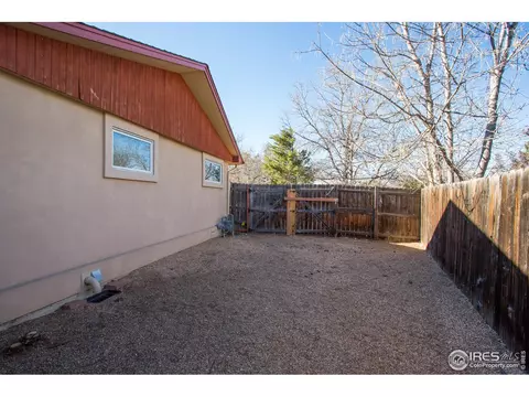910 Crescent Dr, Boulder, CO 80303 photo 35