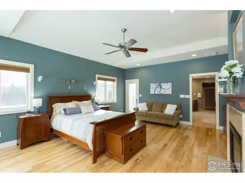 910 Crescent Dr, Boulder, CO 80303 photo 9