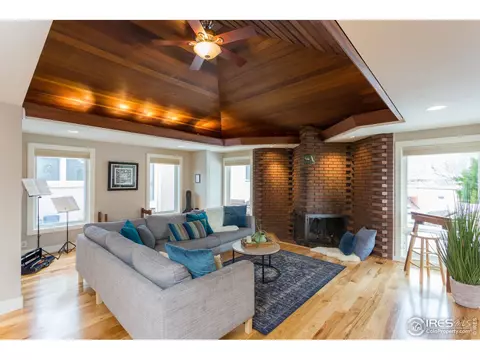 910 Crescent Dr, Boulder, CO 80303 photo 7