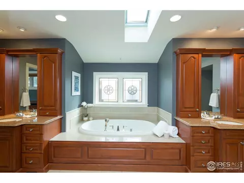 910 Crescent Dr, Boulder, CO 80303 photo 13