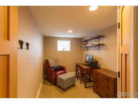 910 Crescent Dr, Boulder, CO 80303 photo 23