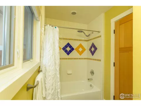 910 Crescent Dr, Boulder, CO 80303 photo 20