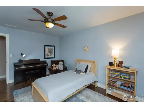 910 Crescent Dr, Boulder, CO 80303 photo 21