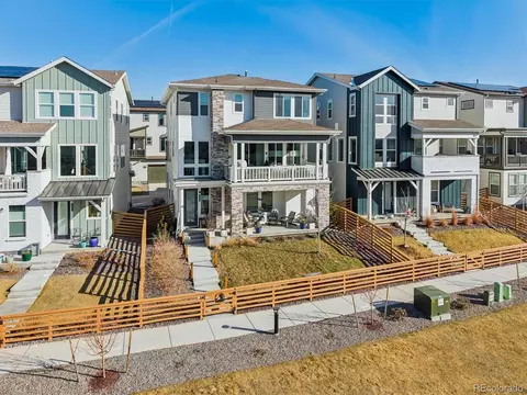 881 Lariat Ln, Lafayette, CO 80026