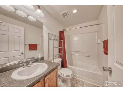 5519 Killarney St, Denver, CO 80249 photo 14