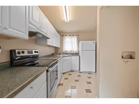 17522 E Temple Dr, Aurora, CO 80015 photo 13