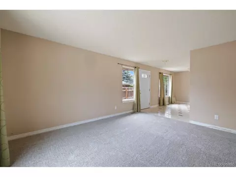 17522 E Temple Dr, Aurora, CO 80015 photo 5