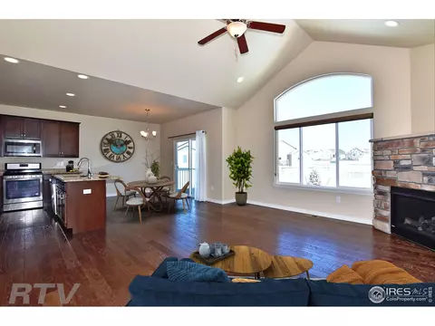 5854 Osbourne Ct, Windsor, CO 80550 photo 2