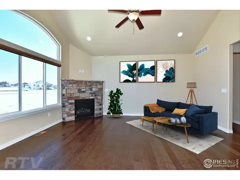 5854 Osbourne Ct, Windsor, CO 80550 photo 4