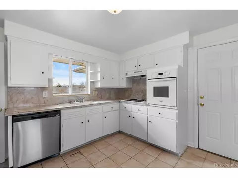 10018 W 60th Ave, Arvada, CO 80004 photo 6