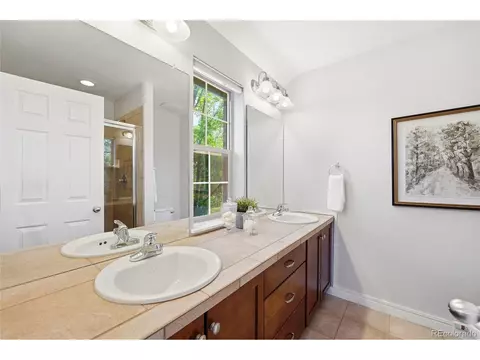 Bath - 7452 E 8th Ave #53, Denver, CO 80230 photo 2 of 4
