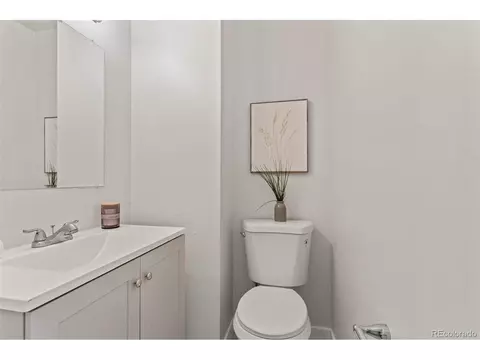 12096 E 3rd Ave, Aurora, CO 80011 photo 7