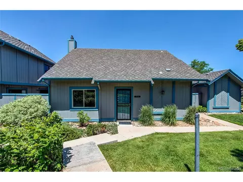 2512 S Worchester Ct #E, Aurora, CO 80014