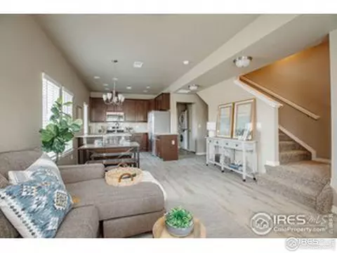 887 Winding Brook Dr, Berthoud, CO 80513 photo 4