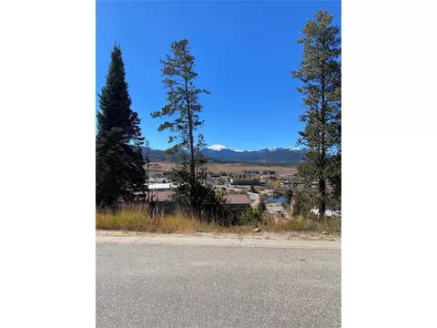 904 Wapiti Dr, Fraser, CO 80442