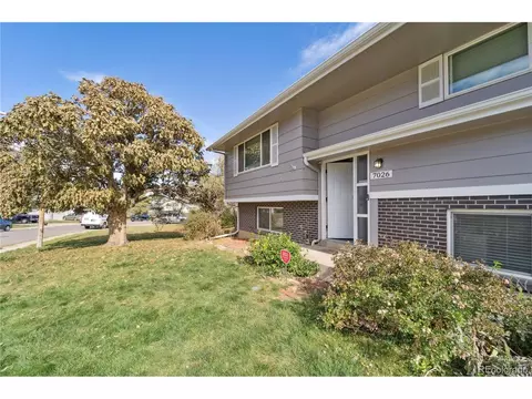 7026 S Cherry Dr, Centennial, CO 80122 photo 2