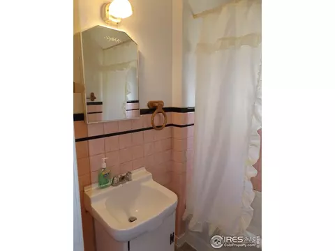 527 Denver St, Sterling, CO 80751 photo 6