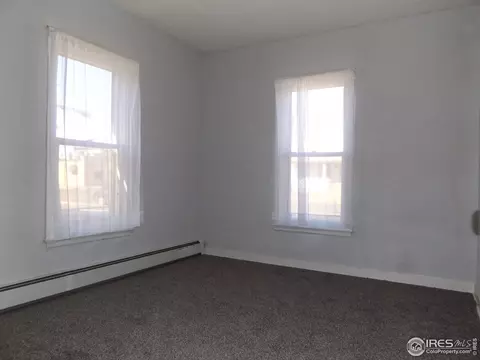 527 Denver St, Sterling, CO 80751 photo 4