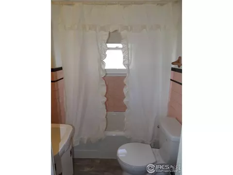 527 Denver St, Sterling, CO 80751 photo 7
