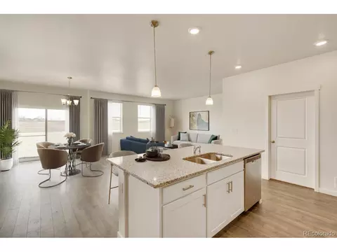 4680 Thistle Dr, Brighton, CO 80601 photo 2