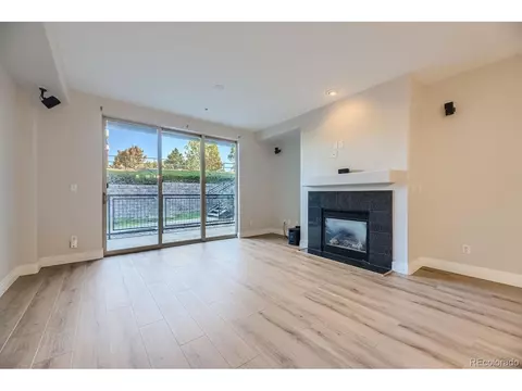9079 E Panorama Cir #217, Englewood, CO 80112