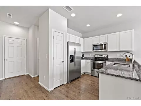 16164 E 47th Dr, Denver, CO 80239 photo 14