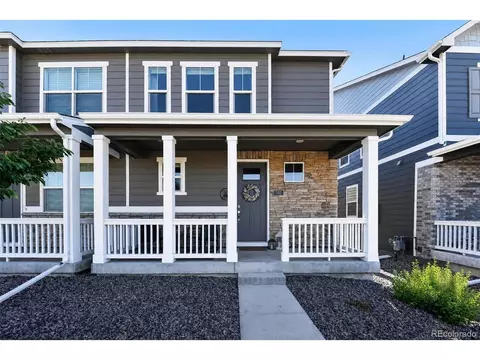 592 Thoroughbred Ln, Johnstown, CO 80534