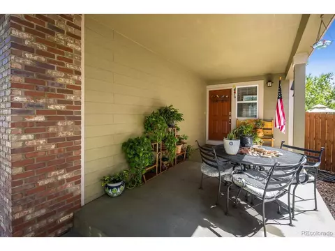 10515 Sunburst Ave, Longmont, CO 80504 photo 2