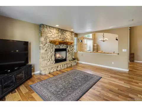 10515 Sunburst Ave, Longmont, CO 80504 photo 6