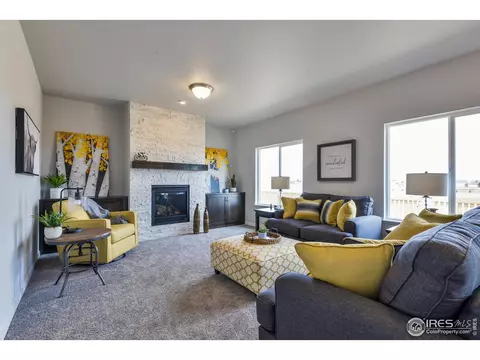 644 E Michigan Ave, Berthoud, CO 80513 photo 5