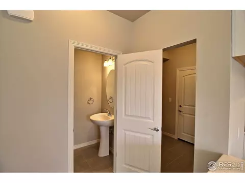 891 Winding Brook Dr, Berthoud, CO 80513 photo 4