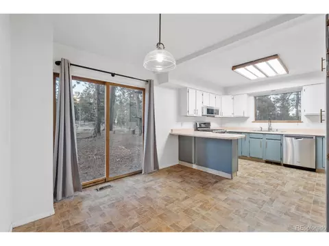 832 Spring Valley Dr, Divide, CO 80814 photo 3