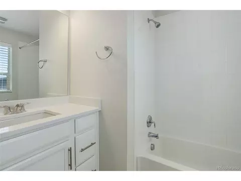 9180 E 52nd Dr, Denver, CO 80238 photo 24