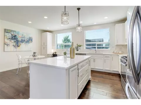 9180 E 52nd Dr, Denver, CO 80238 photo 4