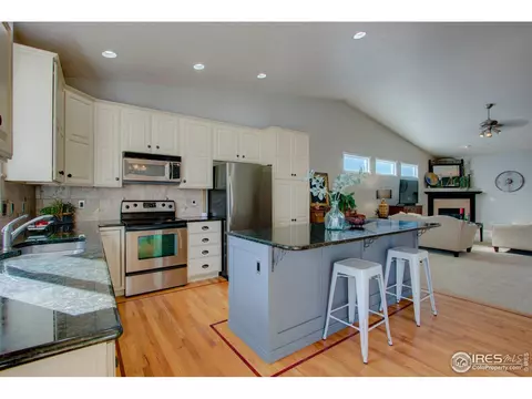 620 Mount Massive St, Berthoud, CO 80513 photo 4