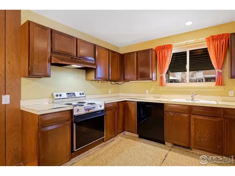 1548 Chambers Dr, Boulder, CO 80305 photo 4