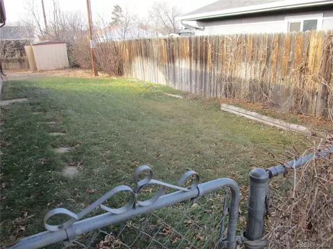 295 Lincoln Ave, Bennett, CO 80102 photo 4