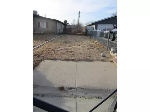 295 Lincoln Ave, Bennett, CO 80102 photo 3