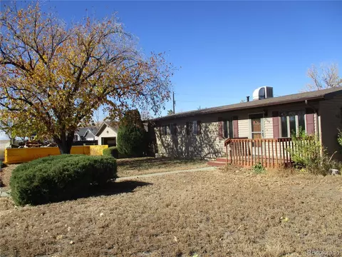 295 Lincoln Ave, Bennett, CO 80102 photo 2