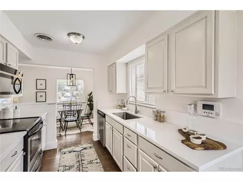 2331 Iola St, Aurora, CO 80010 photo 8