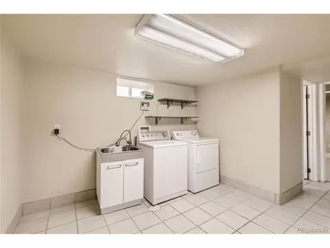 2331 Iola St, Aurora, CO 80010 photo 24