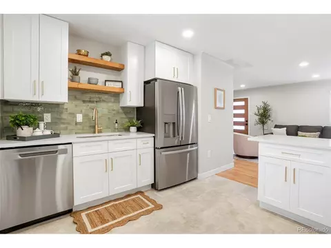 3301 Bellaire St, Denver, CO 80207
