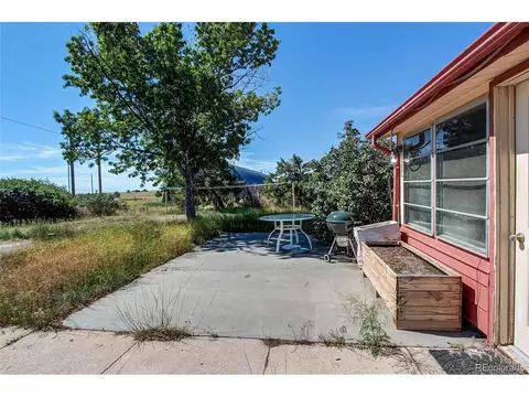 5049 Yulle Rd, Bennett, CO 80102 photo 8