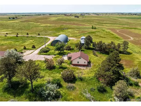 5049 Yulle Rd, Bennett, CO 80102 photo 4