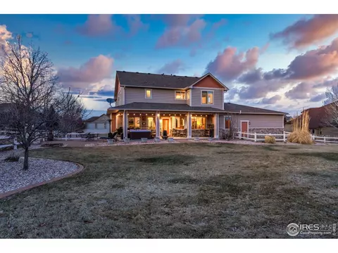 6832 Saddleback Ave, Longmont, CO 80504 photo 2