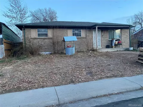 5514 Scranton St, Denver, CO 80239